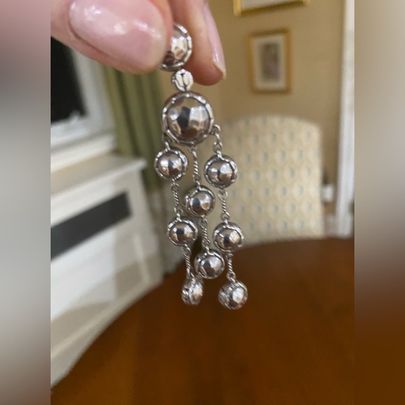 JOHN HARDY Sterling (925) PALU Chandelier Earrings. - Picture 2 of 10